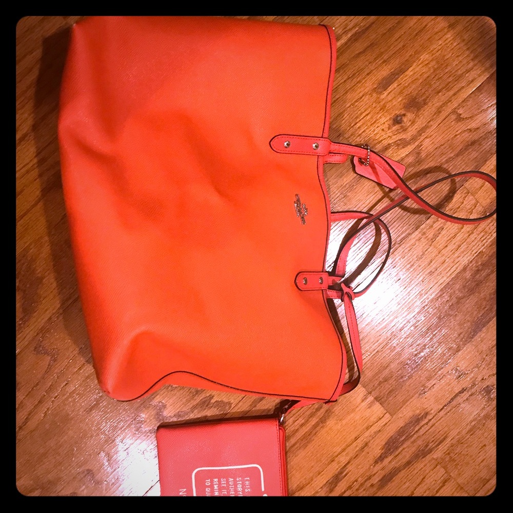 Coach Tote Reversible.